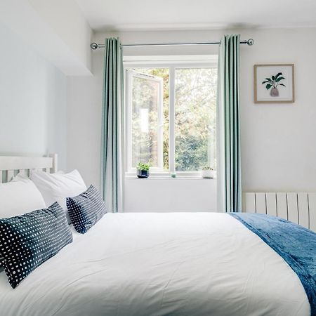 Apartment In Elephant & Castle With Parking London Exterior photo