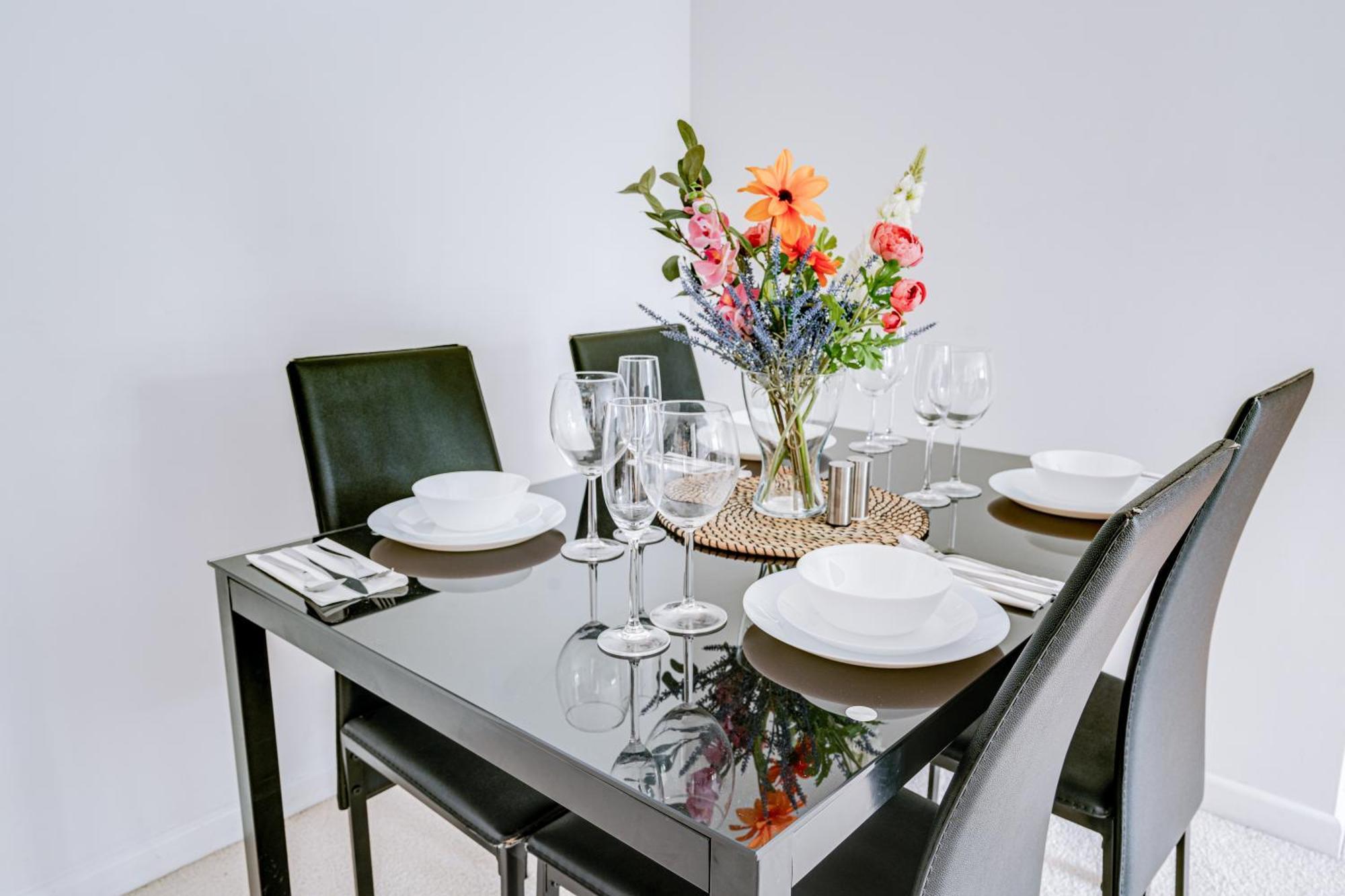 Apartment In Elephant & Castle With Parking London Exterior photo